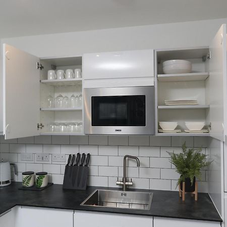 Luxury Apartments In Central Watford Watford  Exterior photo